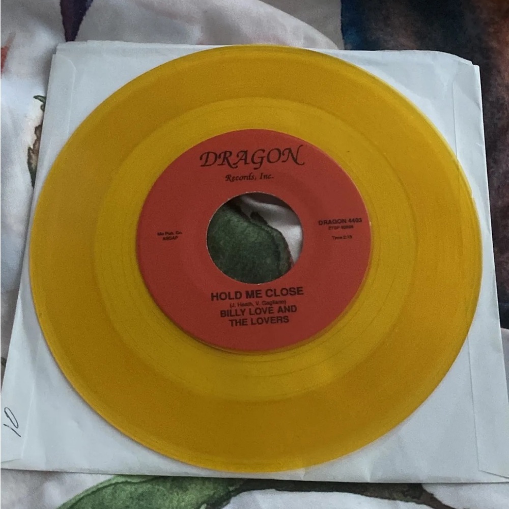 Billy Love and the Lovers Hold Me Close / Legend Of Love 45 Yellow Vinyl Repro